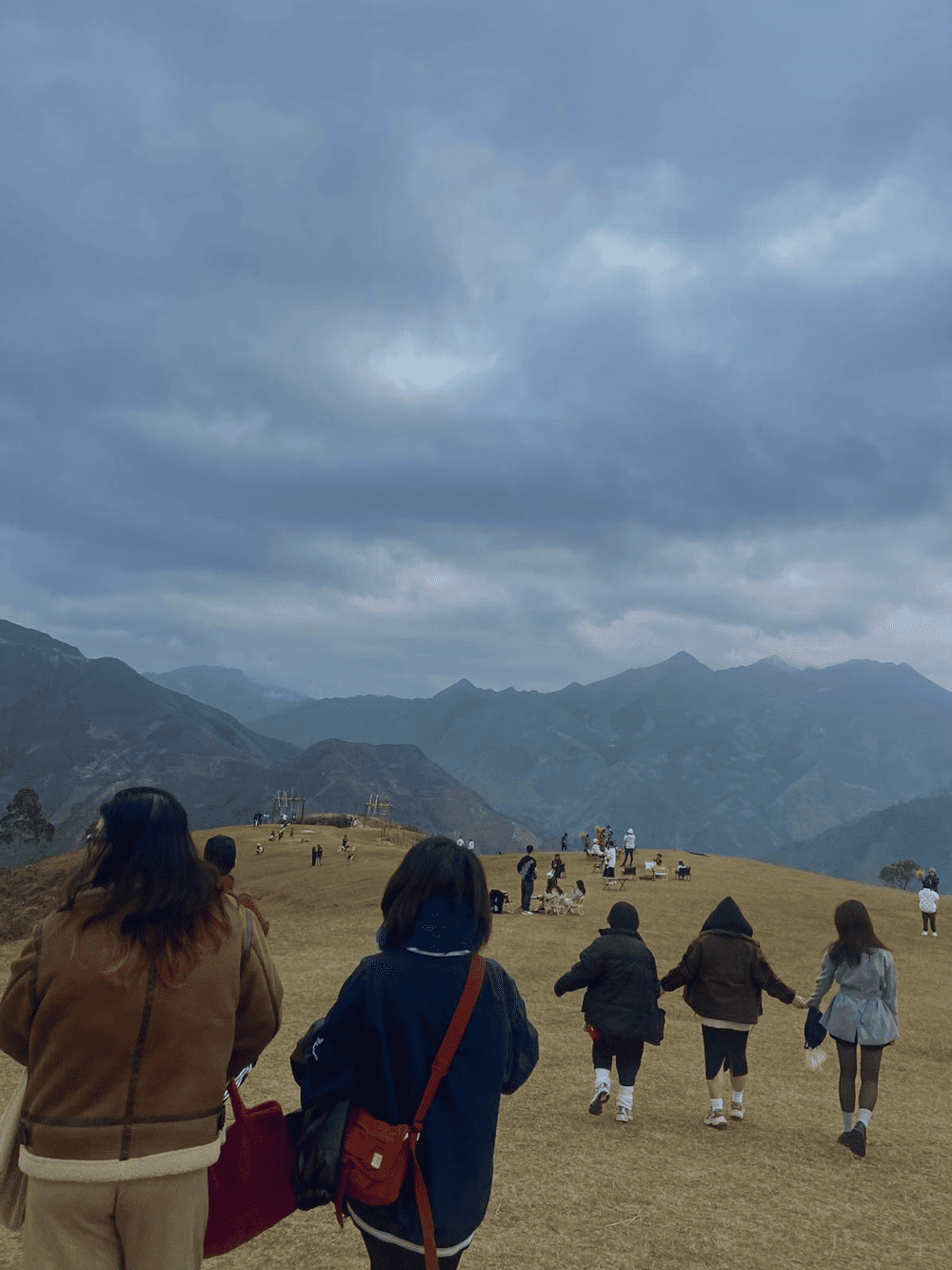 Thả hồn giữa thảo nguyên mênh mông tuyệt đẹp (Nguồn: Internet)